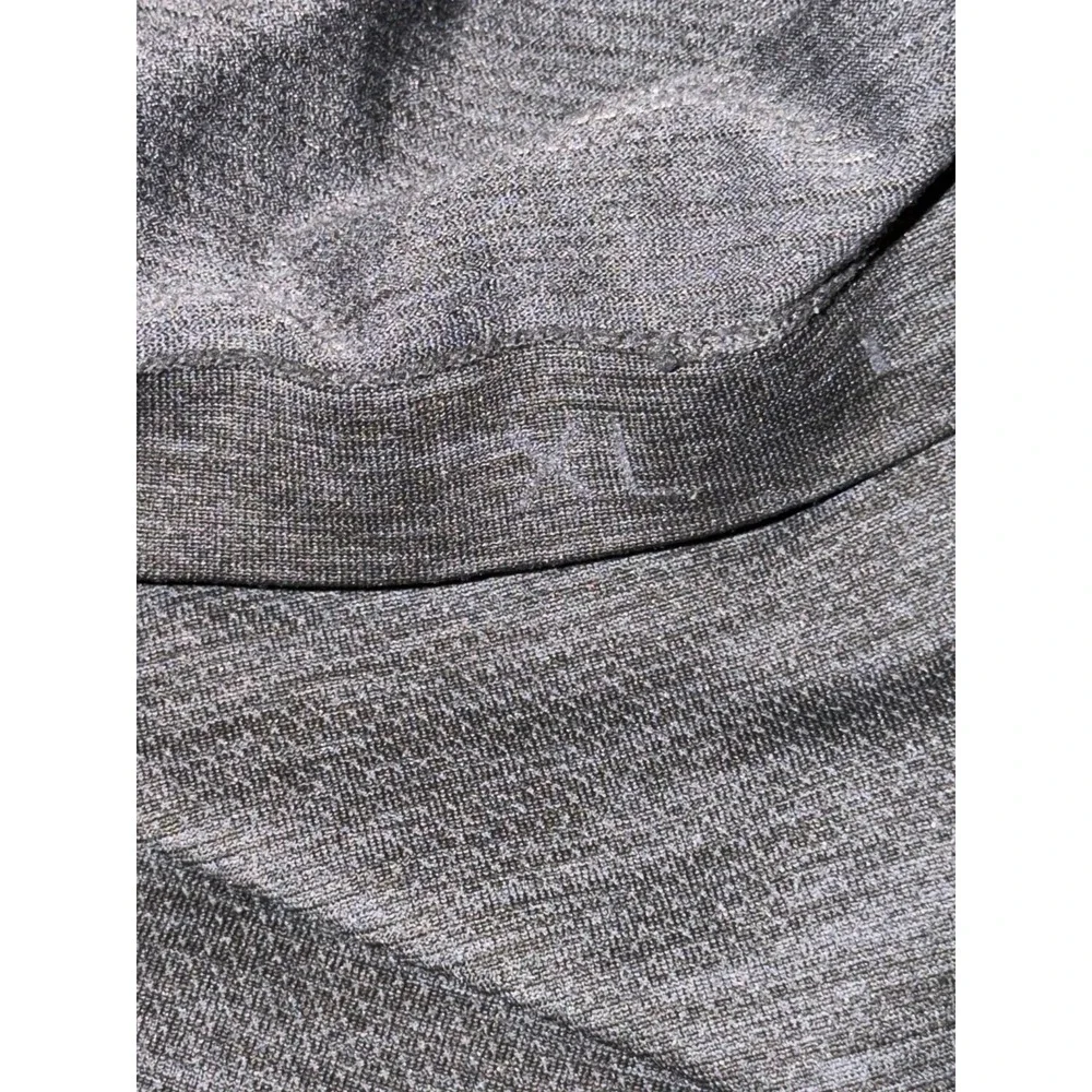 Lululemon Metal Vent Tech Henley Long Sleeve Dark Grey Mens XL
